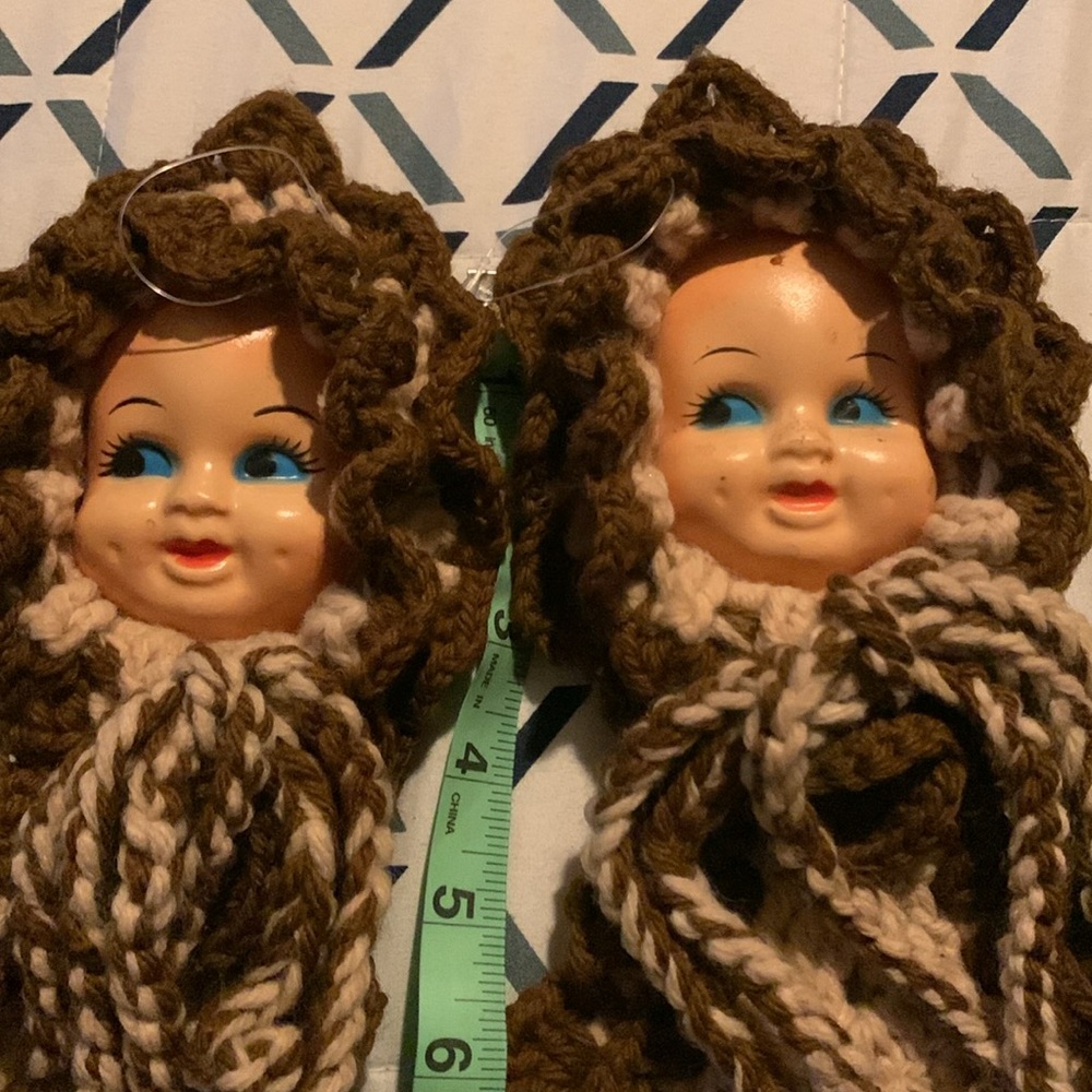 2 vintage doll face handmade crocheted pot holders from 70s-60s brown tan - Picture 2 of 4
